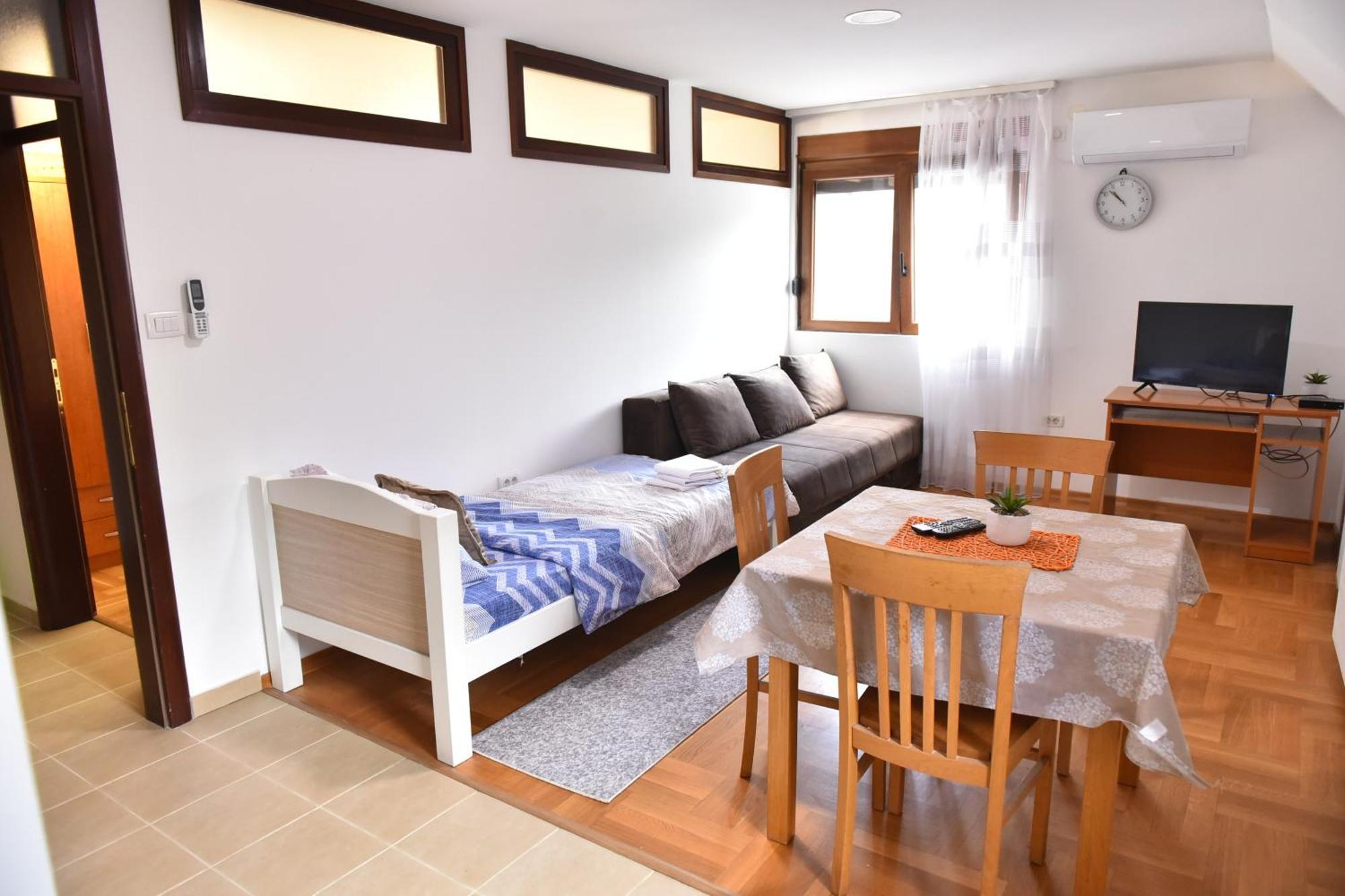 Apartments Ravno ปลูชิเน ห้อง รูปภาพ
