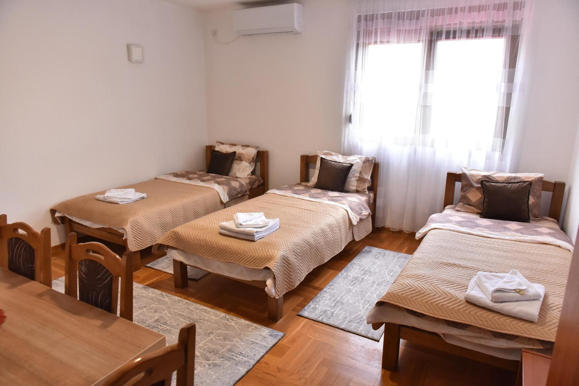 Apartments Ravno ปลูชิเน ห้อง รูปภาพ