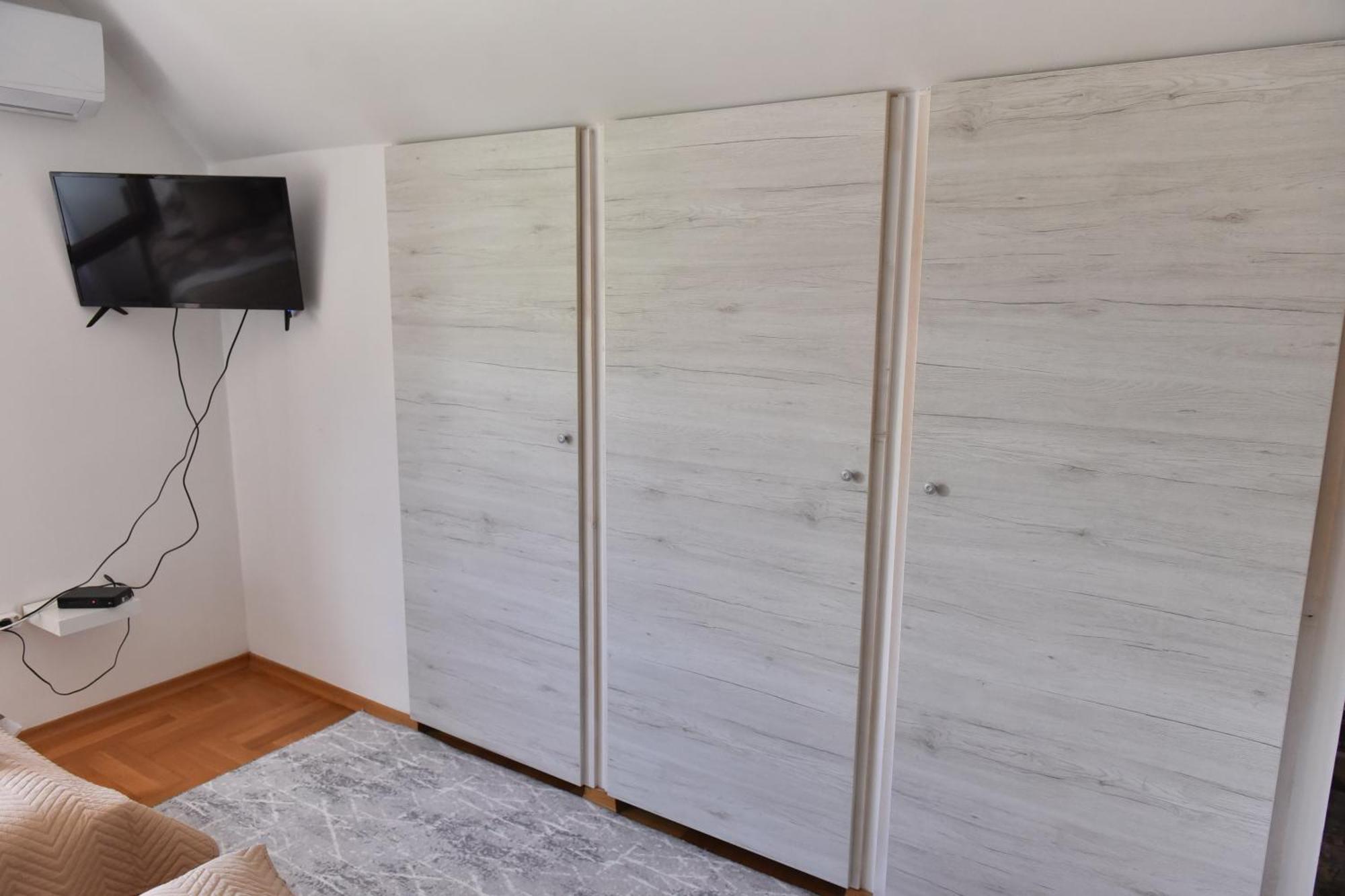 Apartments Ravno ปลูชิเน ห้อง รูปภาพ